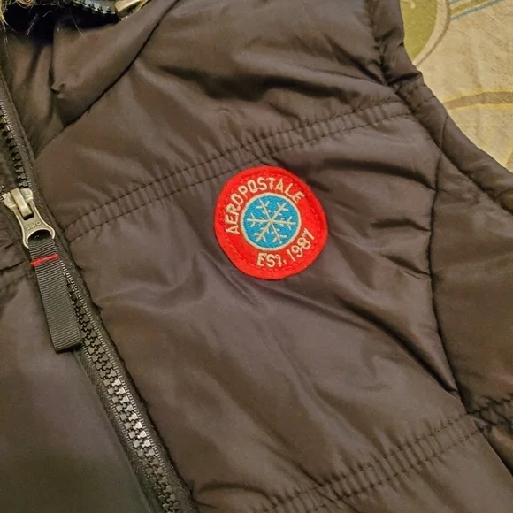 Aeropostale Vest **NWT** - Picture 2 of 8